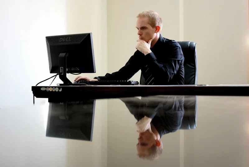Comment choisir son statut juridique d'entreprise en 2026 : le guide complet